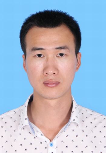 黄存健